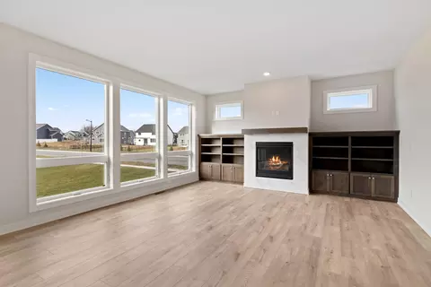 4975 Kyla Way SE, Prior Lake, MN 55372