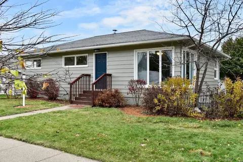 1606 Kraemer Dr, Winona, MN 55987