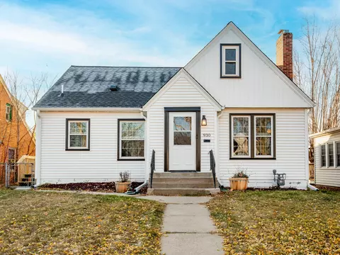 930 Hawthorne Ave E, Saint Paul, MN 55106