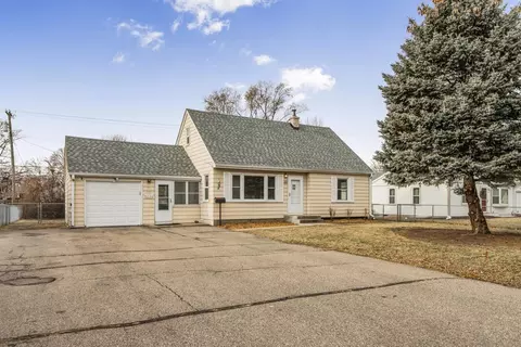8234 1st Ave S, Bloomington, MN 55420