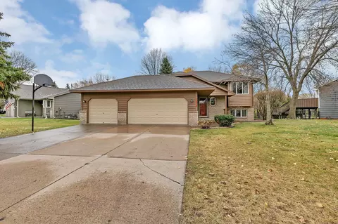 3674 121st Ave NW, Coon Rapids, MN 55433