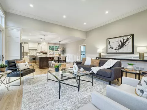 1838 Hunter Ln, Mendota Heights, MN 55118