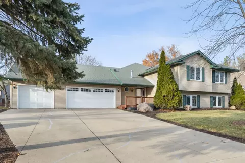 16186 Logarto Ln, Lakeville, MN 55044