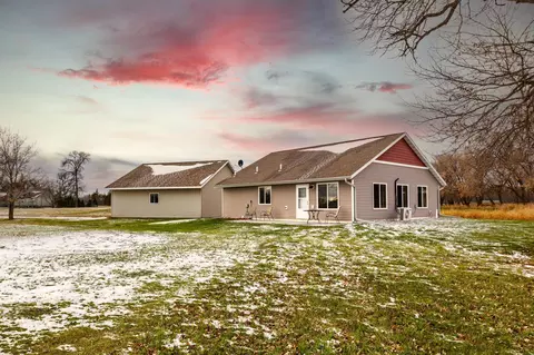 17323 Ryan Dr NE, Osakis, MN 56360