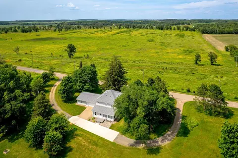 616 S Street St W, Deer Park, WI 54007