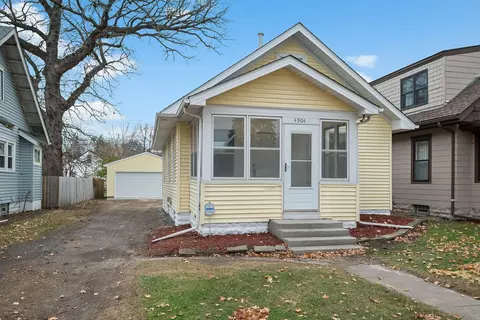 4904 36th Ave S, Minneapolis, MN 55417