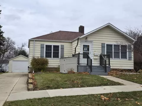 817 3rd Ave SW, Pipestone, MN 56164