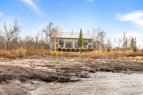 1557 Rocky Point Rd, Two Harbors, MN 55616