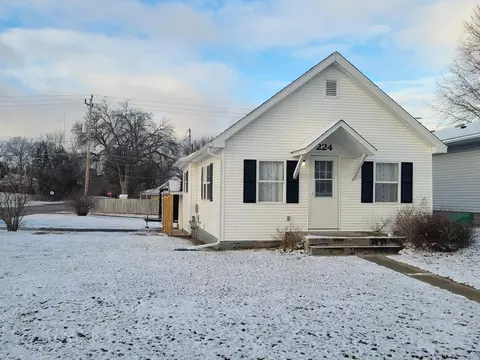 224 SW 5th St, Brainerd, MN 56401 photo 4