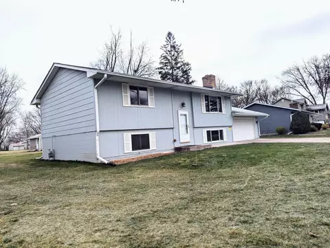 21655 Healy Ave N, Forest Lake, MN 55025