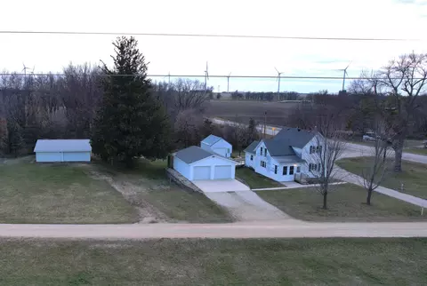 309 Lions St SW, Adams, MN 55909