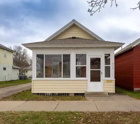 313 Chatfield St, Winona, MN 55987
