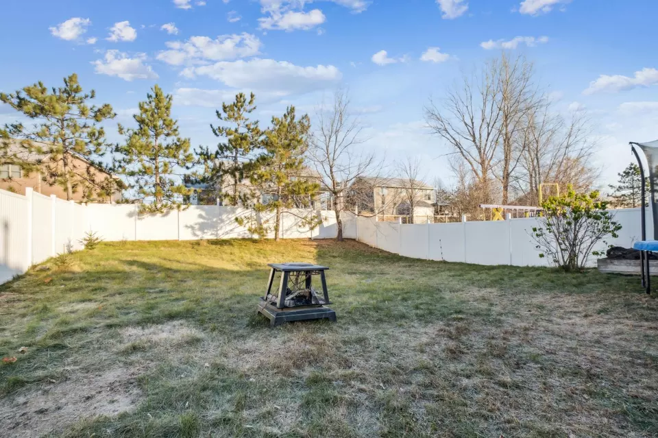  321 Wildwood Cir, Roberts, WI 54023 photo 10