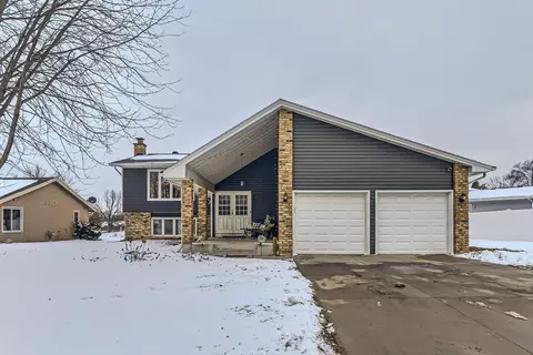 14465 Guthrie Ave, Apple Valley, MN 55124