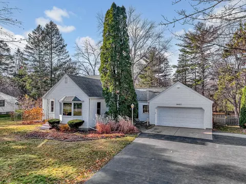 3427 White Bear Ave N, White Bear Lake, MN 55110