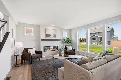 7441 Waters Edge Ave, Shakopee, MN 55379
