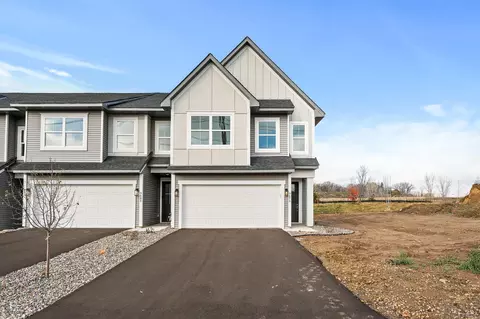 9697 Cedarwood Ct, Inver Grove Heights, MN 55076
