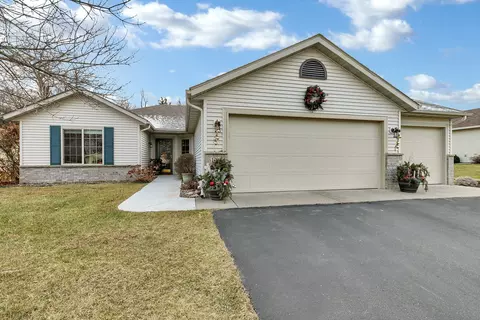 1704 Dale St, Saint Joseph, MN 56374