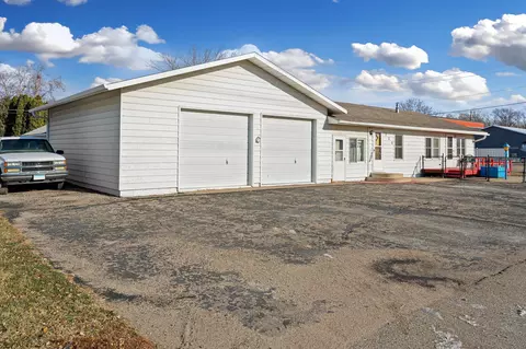 220 20th St NW, Faribault, MN 55021 photo 2