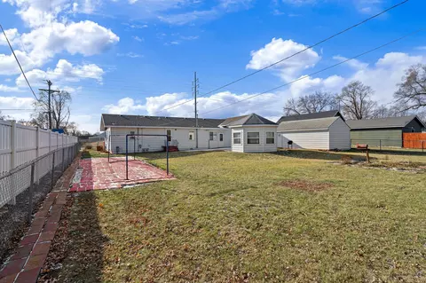220 20th St NW, Faribault, MN 55021 photo 25