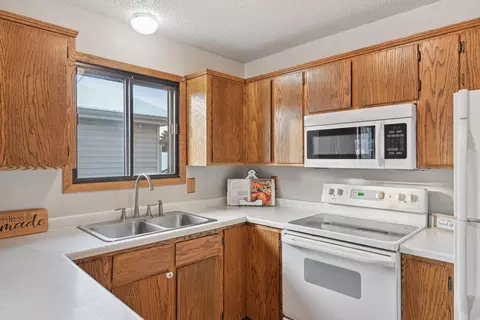 1121 36th Ave N, Saint Cloud, MN 56303 photo 3