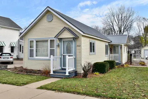 522 Grand St, Winona, MN 55987