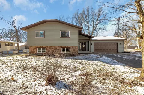 635 2nd Ave NE, Saint Cloud, MN 56304