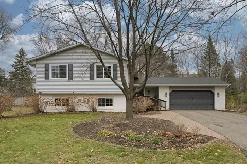 866 Westview Dr, Shoreview, MN 55126