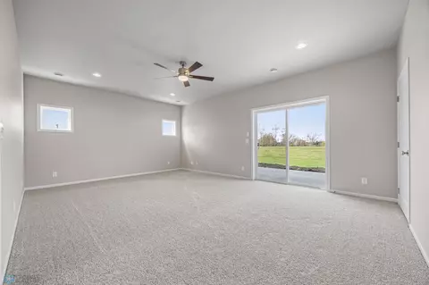 4716 Hampton Loop S, Moorhead, MN 56560 photo 13