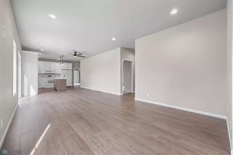 4716 Hampton Loop S, Moorhead, MN 56560 photo 5