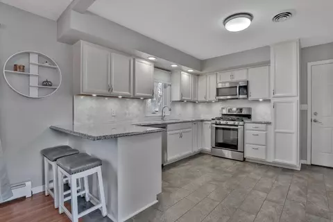 2109 Carnelian Ln, Eagan, MN 55122 photo 11