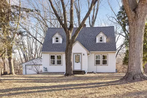 1724 Howard St N, Maplewood, MN 55109