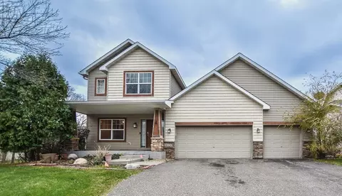 10750 Ashley Ln, Woodbury, MN 55129