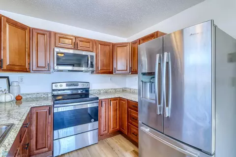 102 Maple Dr, Mapleton, ND 58059 photo 5