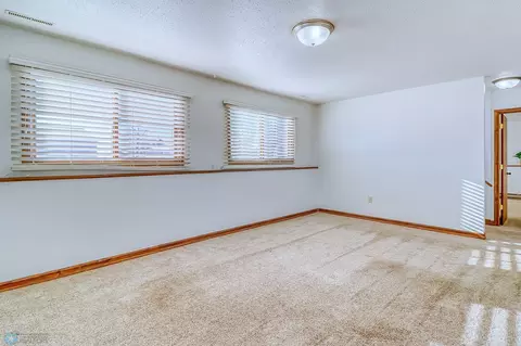 102 Maple Dr, Mapleton, ND 58059 photo 22