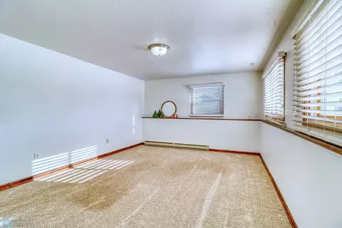 102 Maple Dr, Mapleton, ND 58059 photo 24
