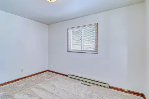 102 Maple Dr, Mapleton, ND 58059 photo 16