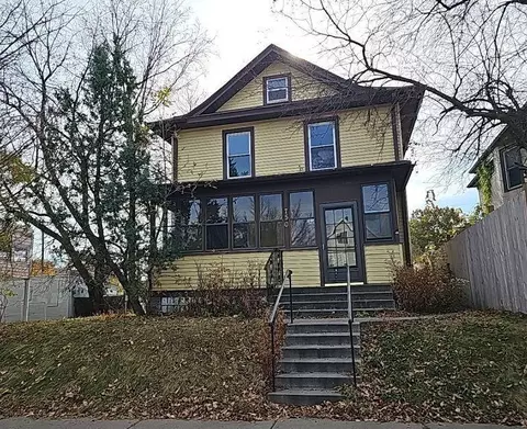 750 Charles Ave, Saint Paul, MN 55104