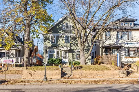 941 Grand Ave, Saint Paul, MN 55105