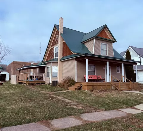 207 Maple St N, Mabel, MN 55954 photo 2