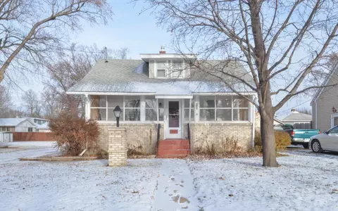 531 1st Ave SW, Forest Lake, MN 55025
