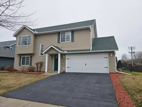 200 13th St W, Farmington, MN 55024