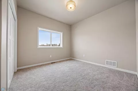 105 Annies Way, Mapleton, ND 58059 photo 30