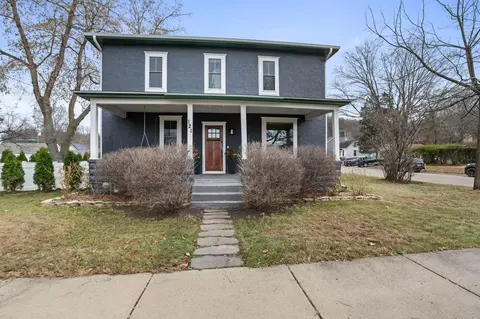121 3rd St S, Cannon Falls, MN 55009