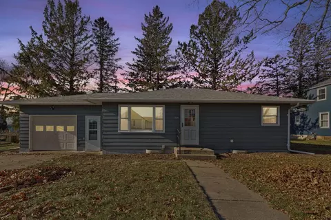 408 East Ave, Spring Valley, MN 55975