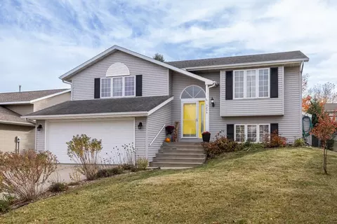 5234 Lexington Pl NW, Rochester, MN 55901
