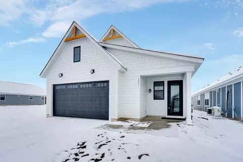 5267 217th St W, Farmington, MN 55024