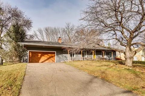 14120 Frontier Ln, Burnsville, MN 55337