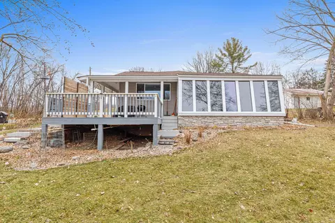 20932 Lakewood Dr, Grantsburg, WI 54840