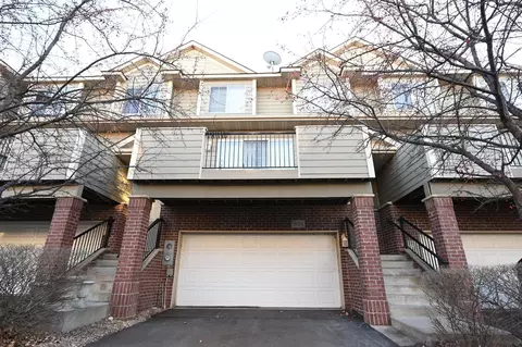14139 Wilds Path NW, Prior Lake, MN 55372